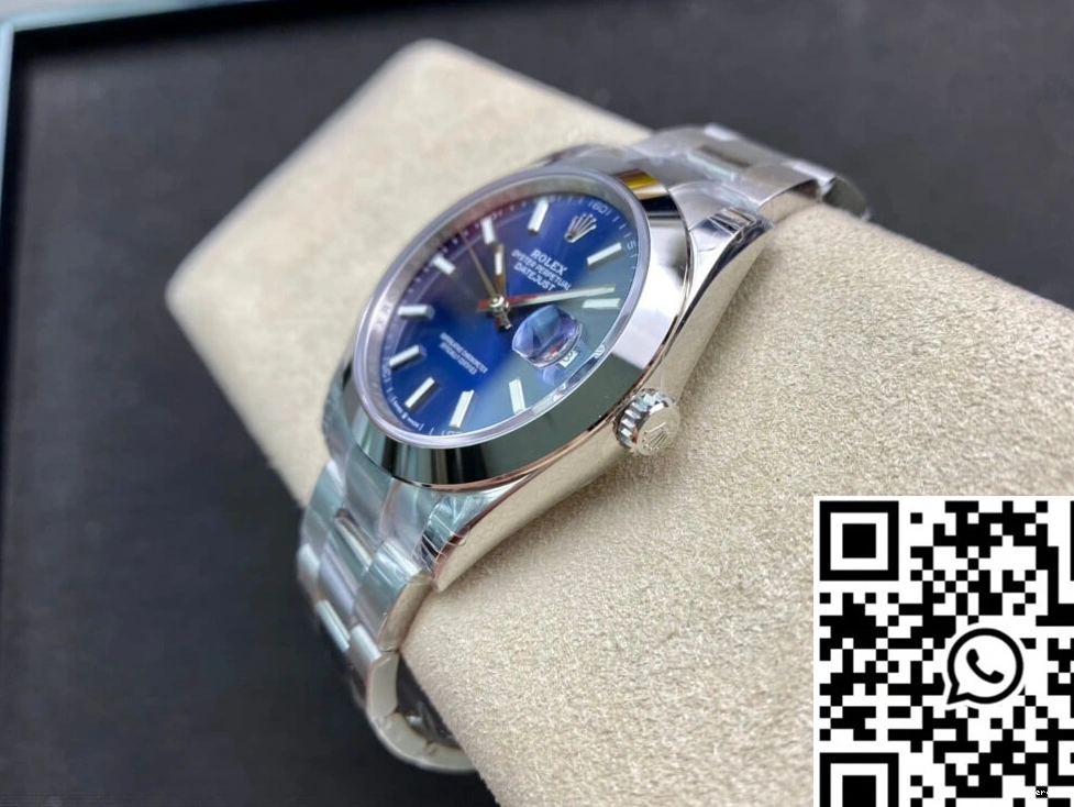 Factory Datejust Blue M126300-0001 VS Rolex Dial 0304